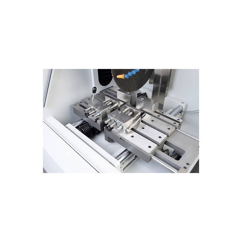 TABLE TRANSVERSALE A DEPLACEMENT MOTORISE MECATOME T335